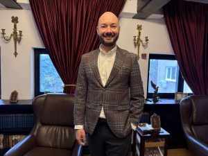 Termeni și condiții care te dezavantajează: cum îi ataci eficient cu avocatul Vladimir Naciu