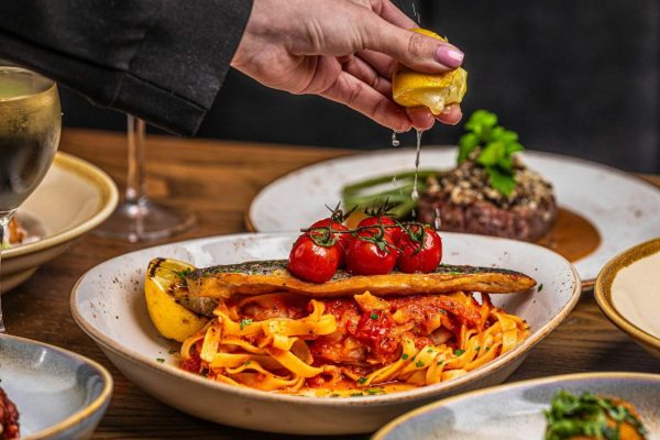 Biban de mare australian – peștele care transformă o cină obișnuită într-o delicatesă exotică